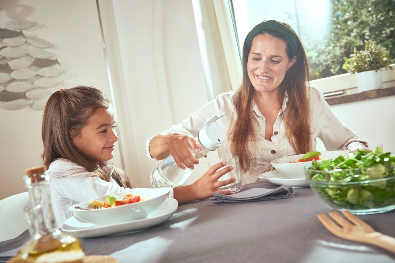 LAICA GlaSSmart butelka filtrująca z aplikacją Smart Home Wellness